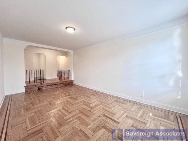 Building Photo - 2 bedroom in New York NY 10032