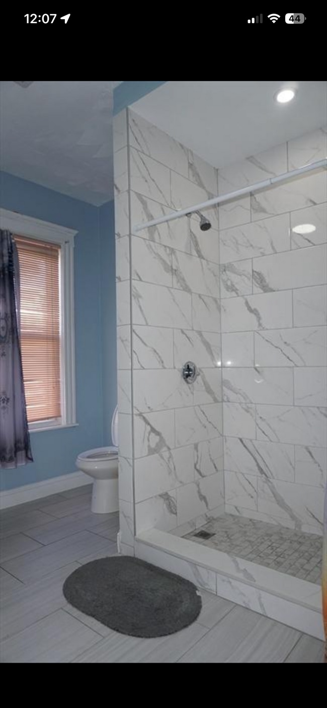 Foto del edificio - 151 Crawford St