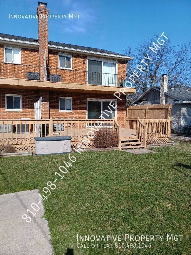Foto del edificio - 3462 Ridgecliffe Dr