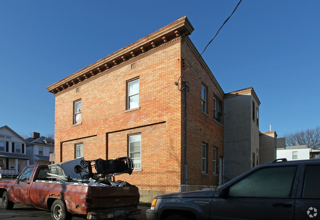 Foto del edificio - 1762 Cleveland Ave