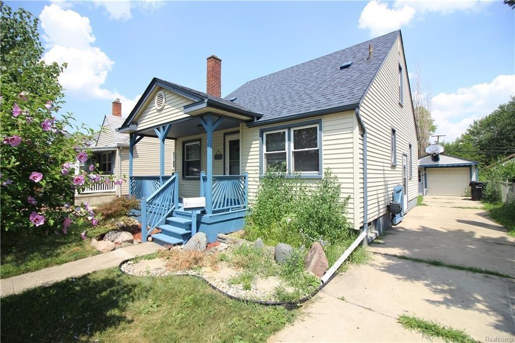 Primary Photo - 6621 Pelham Rd