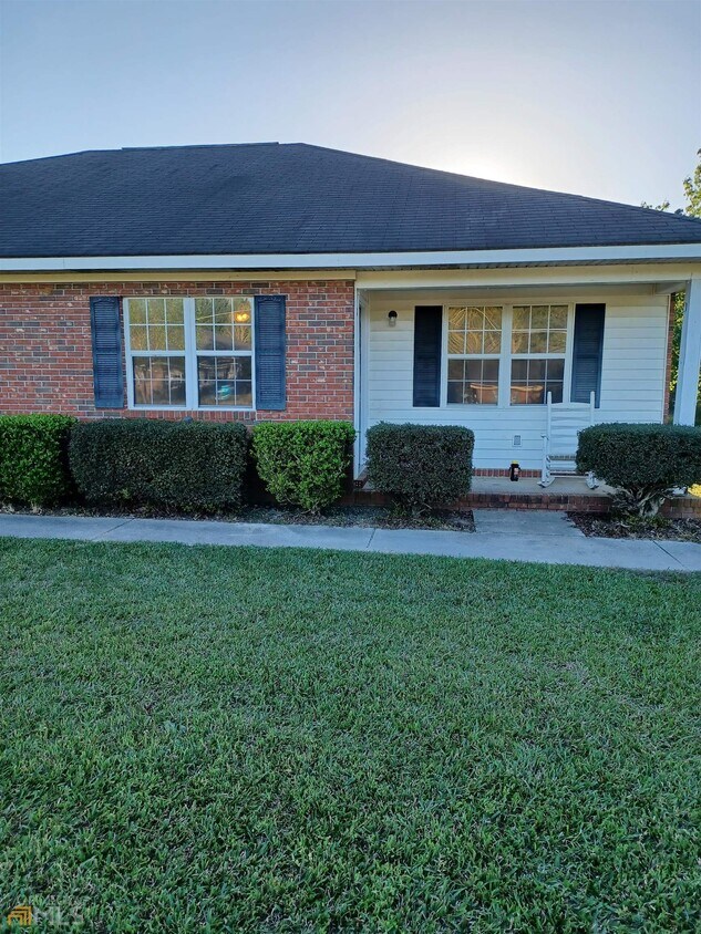 Foto principal - 613 Yorktown Pl
