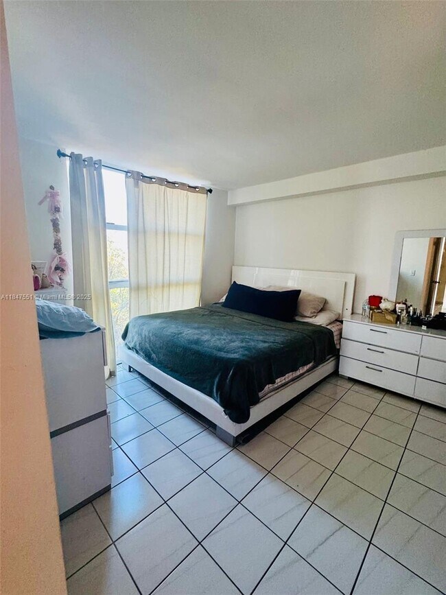 Foto del edificio - 11780 SW 18th St