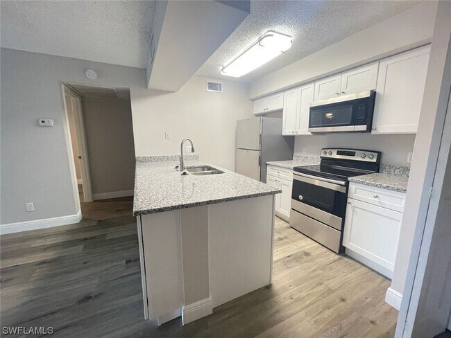 Foto del edificio - 5307 Summerlin Rd
