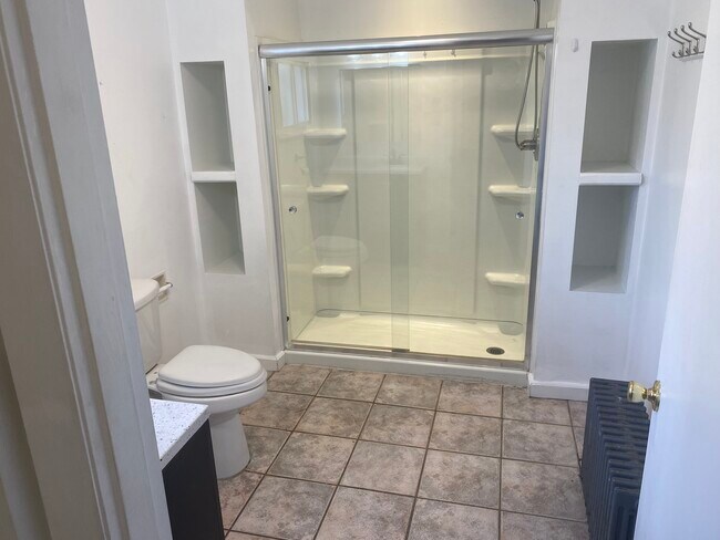 Foto del edificio - 81 S 11th St