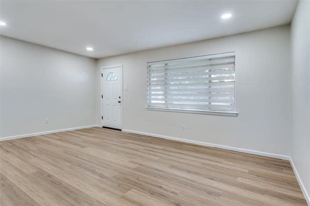 Building Photo - 8552 Gibbs Dr