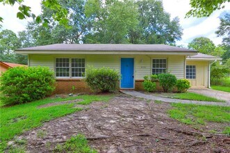Building Photo - 5576 Kiernan Dr