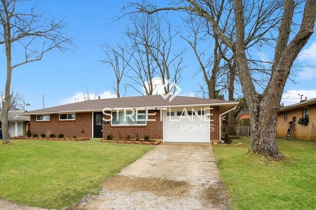 Foto del edificio - REDUCED! - $1500 off first full month!!