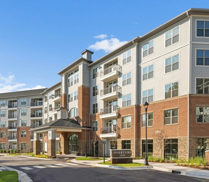Overture Cary - 1055 Hatches Pond Ln Morrisville, NC 27560