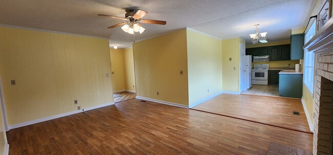 Building Photo - 5592 Cold Stream Dr
