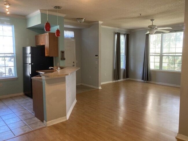 Photo - 5541 Rosehill Rd Townhome