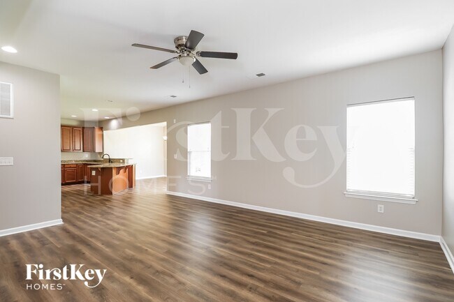 Foto del edificio - 4313 Roundwood Ct