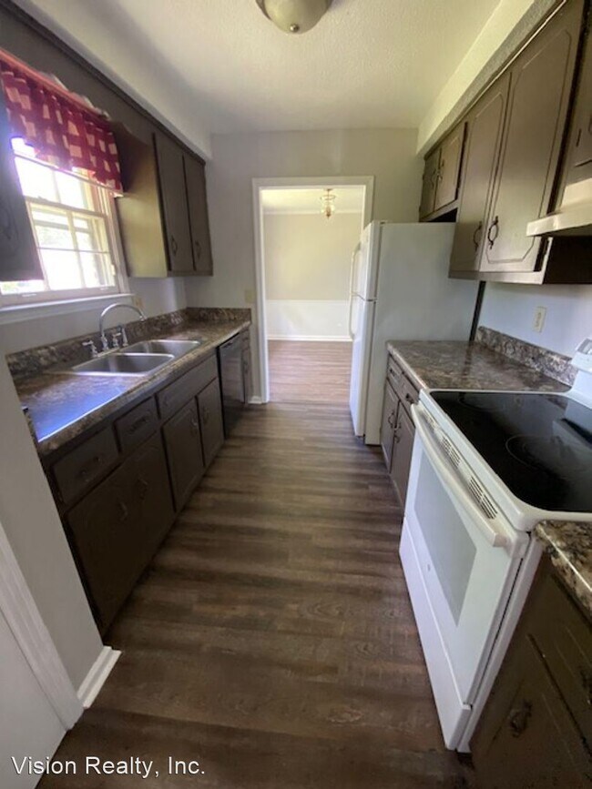 Foto del edificio - 3 br, 2 bath House - 725 Overton Drive