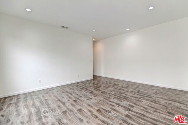 Foto del edificio - 5843 1/2 Ernest Ave