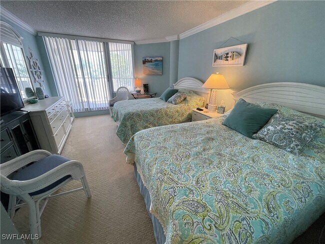 Foto del edificio - 4041 Gulf Shore Blvd N