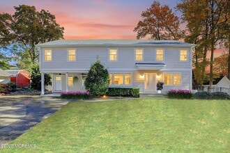 Building Photo - 243 Woodcrest Rd