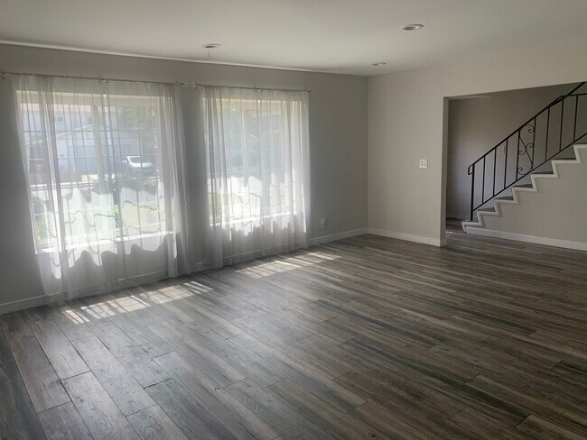 Living Room - 6533 Almar St