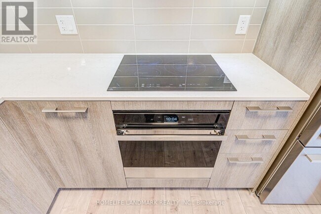 Building Photo - 18 Water Walk Dr