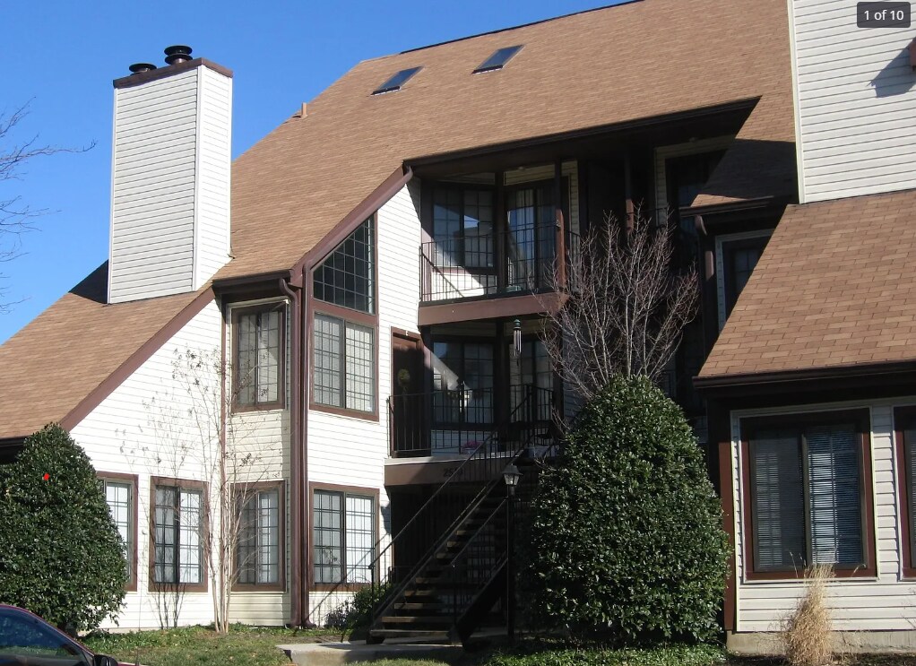Foto principal - 2510 Airy Hill Cir