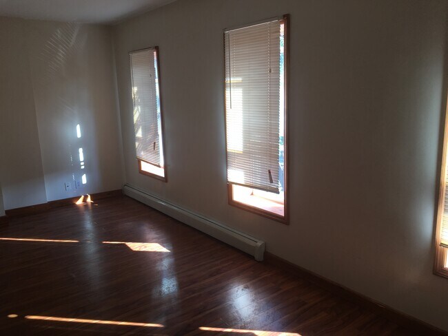 Foto del edificio - 273 18th St