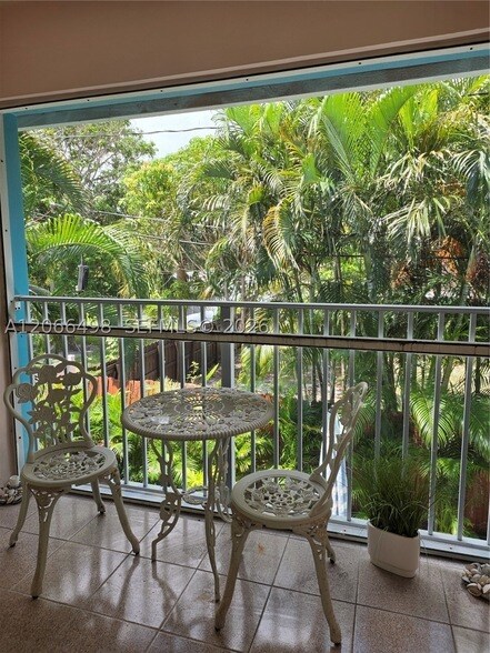 Foto del edificio - 509 Hibiscus Ave