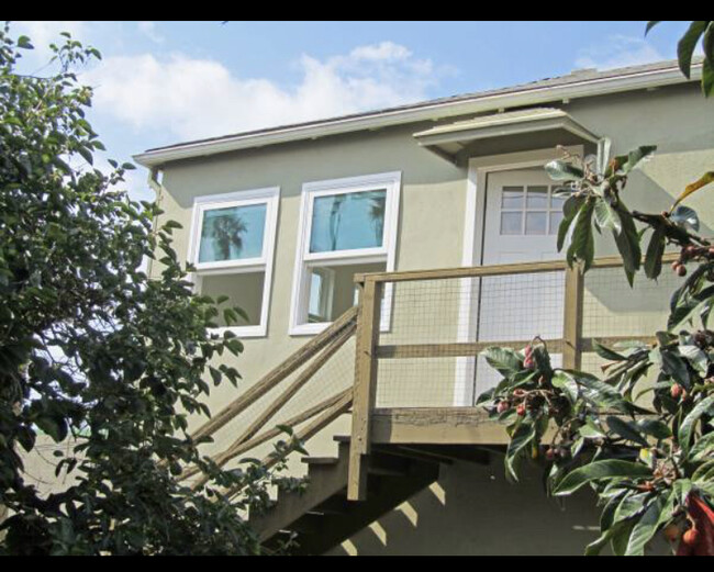 Front of Property - 1312 S Victoria Ave