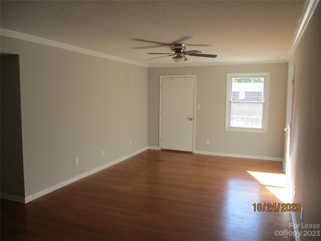 Foto principal - 106 Briarcliff Dr