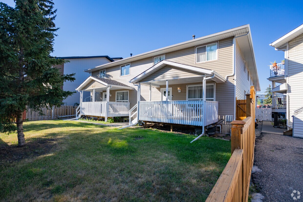 Photo principale - 4627 73 St NW