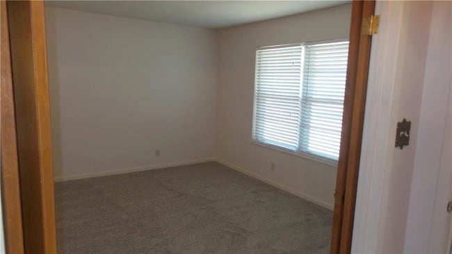 Building Photo - 1601 Sunnyvale St
