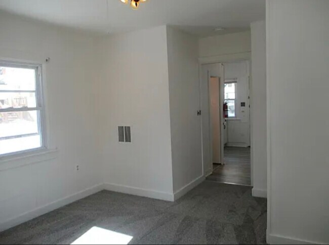 Foto del edificio - 119 Main St