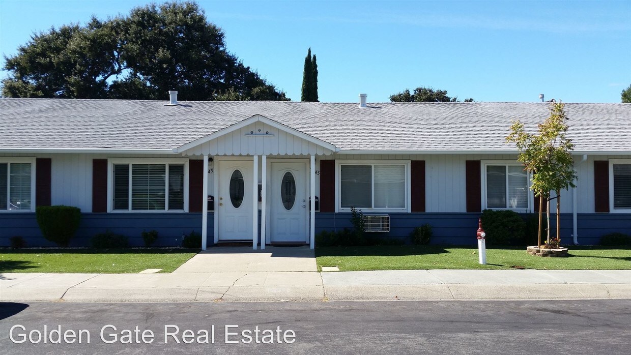 Primary Photo - 1445 Carleton Dr