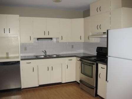 Building Photo - 2111 W Bailey St