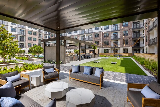 Foto del edificio - Luxury 2 Bedroom Apartment Living Redefined