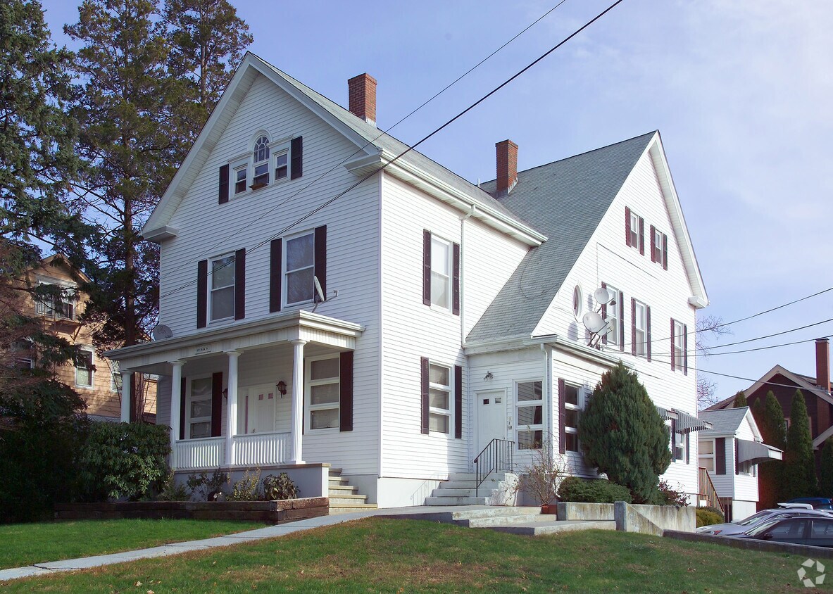 275 High St, Fall River, MA 02720 Apartments in Fall River, MA