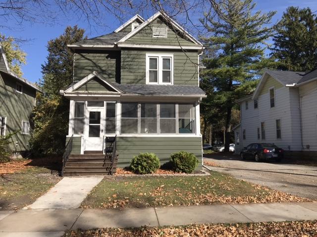 Foto principal - 1124 Elmwood Ave