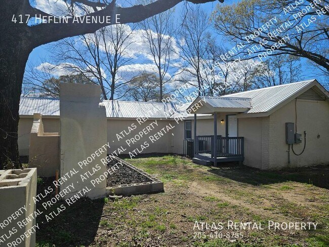 Building Photo - 417 Heflin Avenue E Forestdale, AL 35214