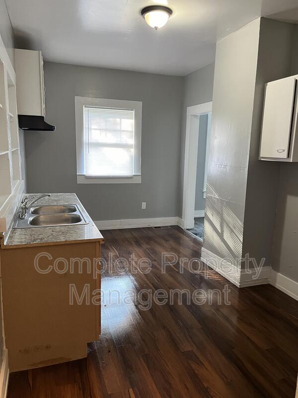 Building Photo - 1651 Waco Ave SW