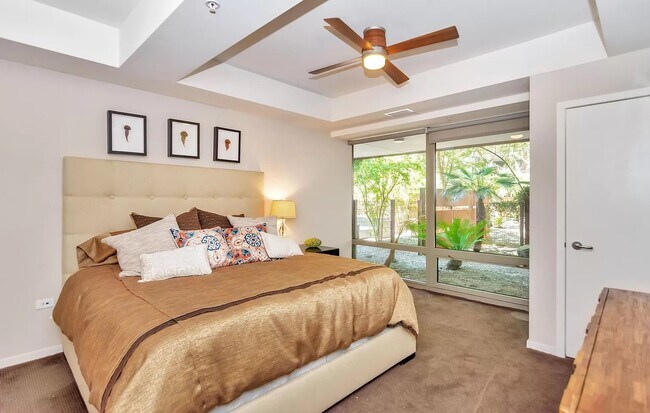 Building Photo - 2 bedroom condo in the heart of Scottsdale...