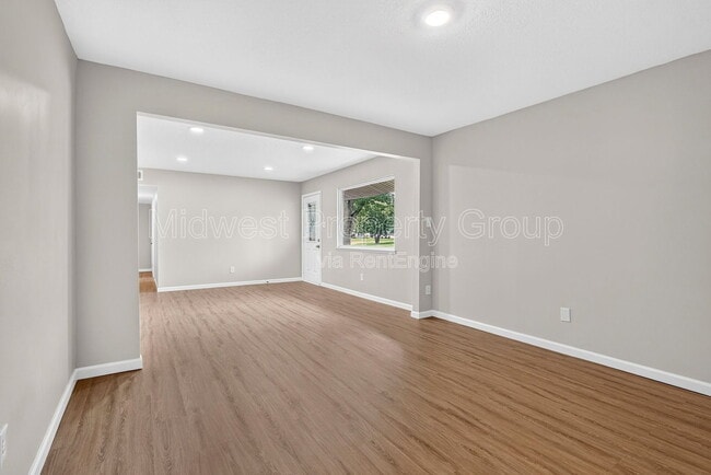 Building Photo - 216 Allen Dr