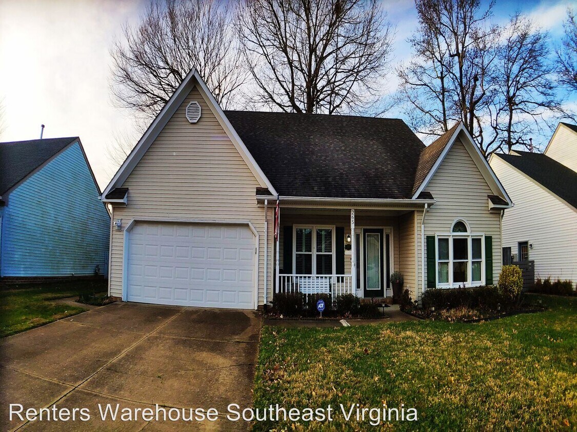 Primary Photo - 4 br, 2.5 bath House - 265 Golden Maple Drive