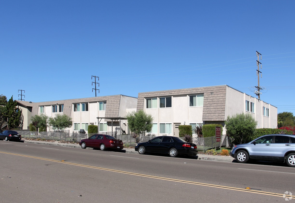 Primary Photo - 5310 Clairemont Mesa Blvd