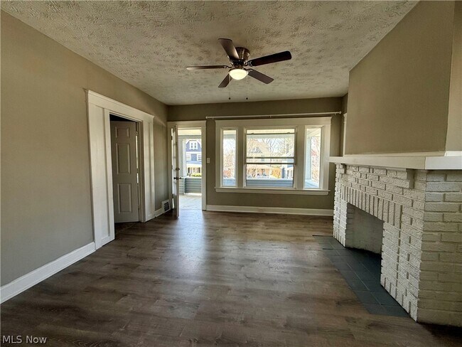 Foto del edificio - 1265 Marlowe Ave