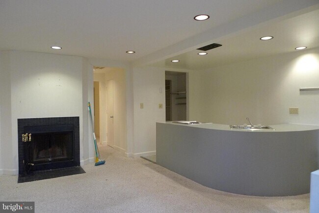 Foto del edificio - 1312 R St NW