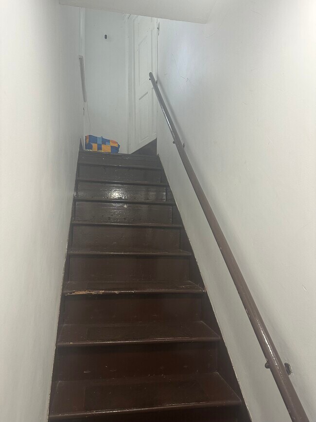 Foto del edificio - 21 Drake Ave