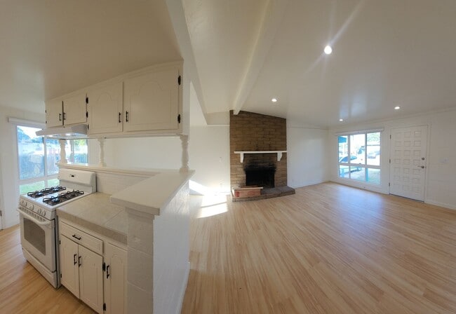 Foto del edificio - Cuesta By the sea cottage for Rent! Close ...