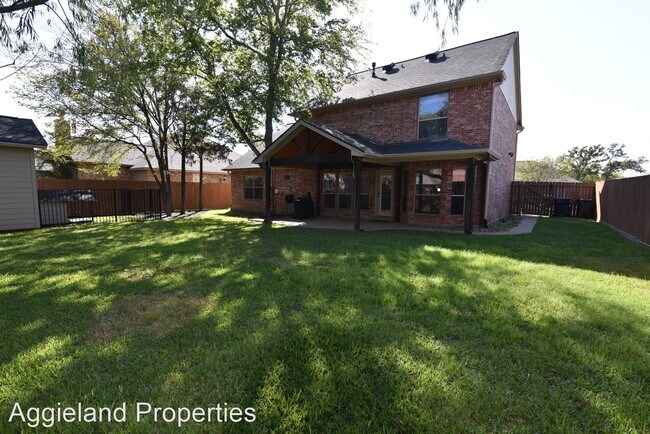 Foto del edificio - 4 br, 2.5 bath House - 3715 Bridle Court