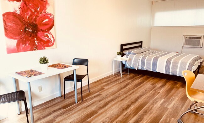 Foto del edificio - 2402 Pearl St