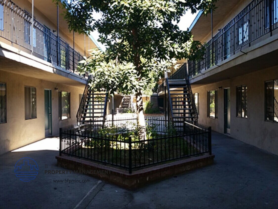 8439 Adams St. Apartments in Paramount, CA