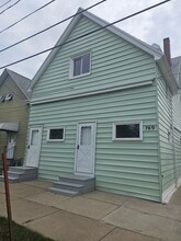 Building Photo - 769 S Ogden St