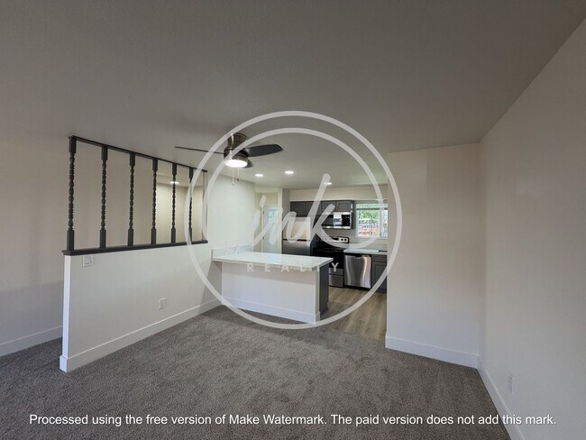 Foto del edificio - Newly Renovated 3 Bedroom Townhome